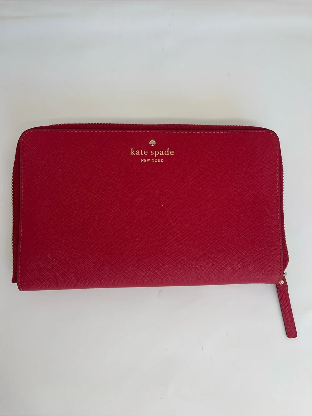 kate spade Red Saffiano Zip Wallet with Gold Logo - Picture 1 of 4